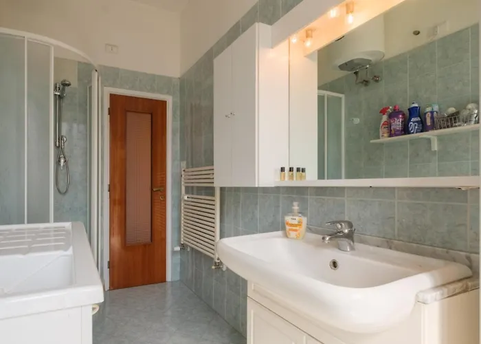 Lägenhet Maggiore Comoda Al Centro Di Tutto Bologna